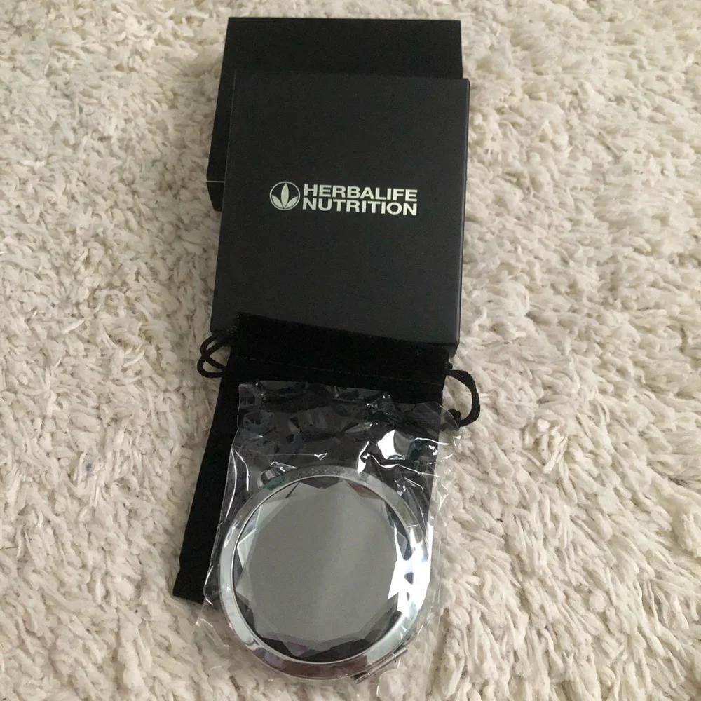 HERBALIFE Compact Mirrors -Set of 8